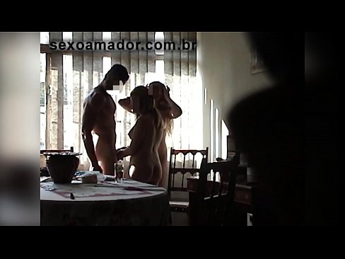 ❤️ Tình dục bạn bè mời một người đàn ông khổng lồ và một ba người với anh ta ☑  Porn video  tại chúng tôi  ️❤