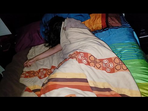 ❤️ Stepson mắng mẹ kế trẻ của mình trong khi bà ngủ. ☑  Porn video  tại chúng tôi  ️❤